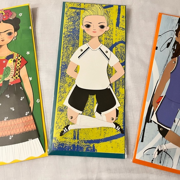 OF UNUSUAL KIND FRIDA, ELLA, & BROOKLYN MAILABLE MOVEABLE PAPER DOLL BLA… - Picture 7 of 11